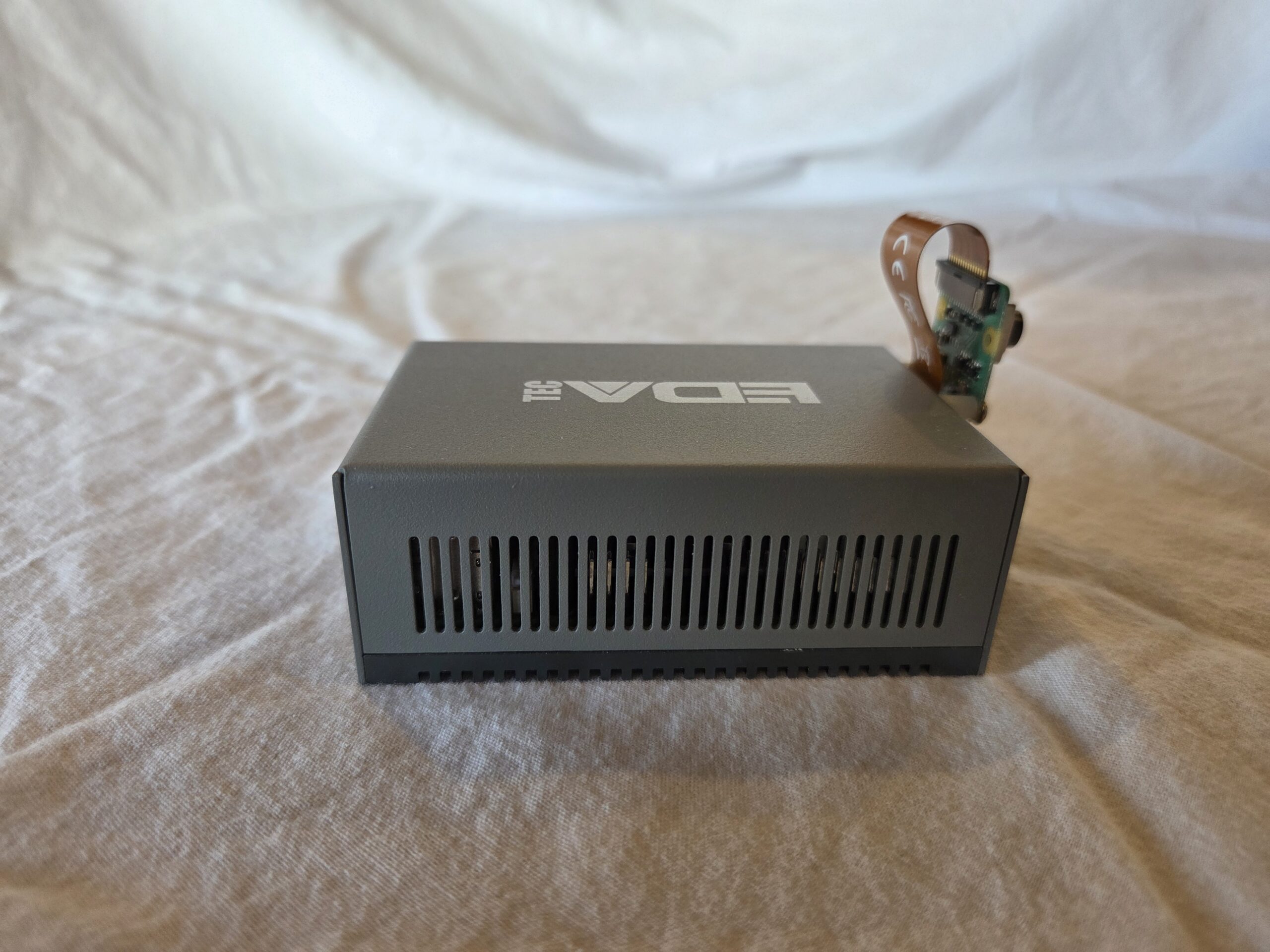 EdaTec málmhús fyrir Raspberry Pi 5 - Image 5